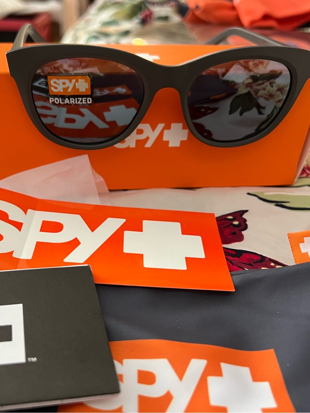SPY Matte Gray Polar w Black Spectra Sunglasses new with box pouch and tags
